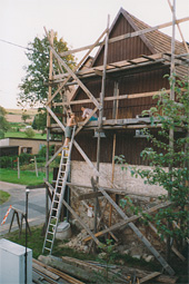 Bauarbeiten am Giebel